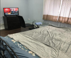 SHAY-MAIN FLOOR-Holiday Home
